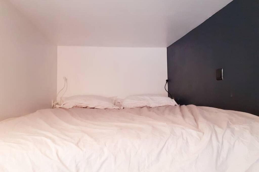 Small Arty Studio Menilmontant باريس المظهر الخارجي الصورة