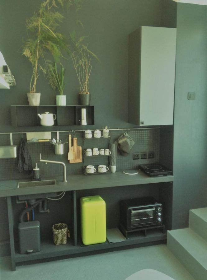 Small Arty Studio Menilmontant باريس المظهر الخارجي الصورة